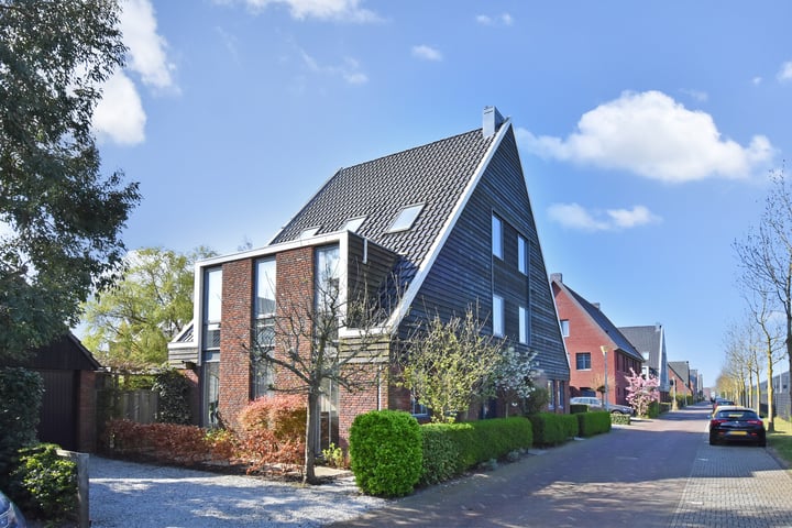 Gentiaan 47 in 's-Gravenhage foto