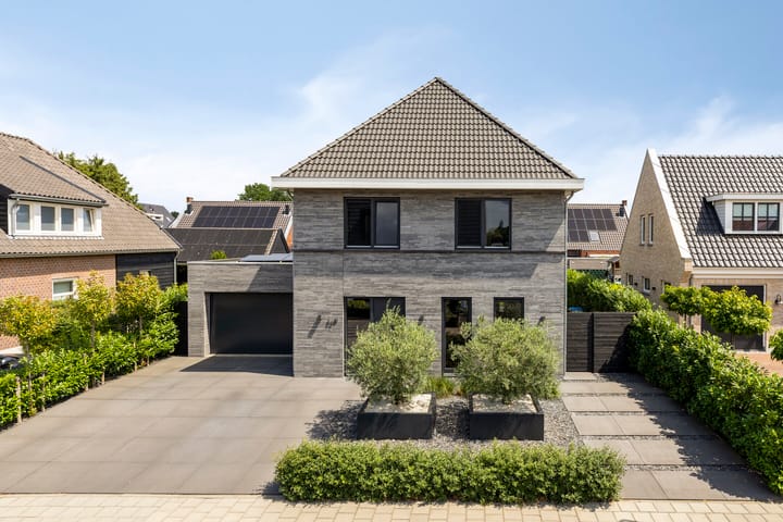 Geraniumstraat 36B in Made foto