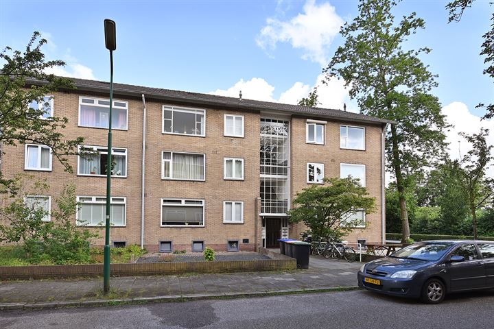 Gerard Doulaan 47 in Baarn foto
