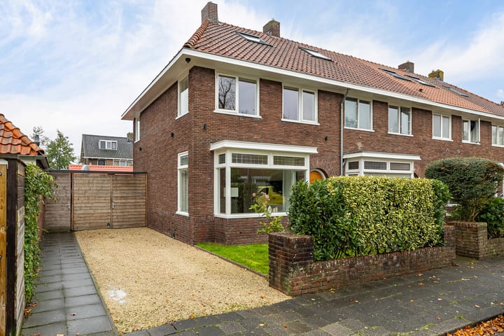 Gerard Terborchstraat 17 in Leeuwarden foto