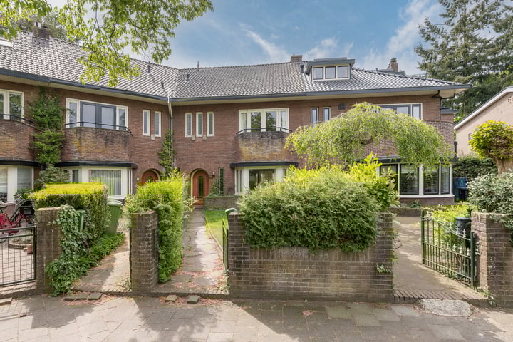 Gerardus Gullaan 16 in Hilversum foto