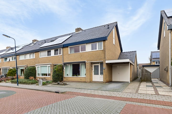 Gerben Oswaldstraat 11 in Harlingen foto