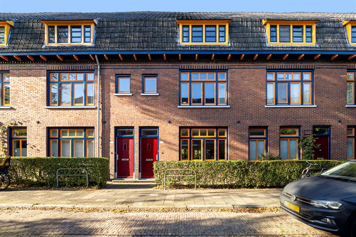 Gerbrand Bakkerstraat 40a in Groningen foto