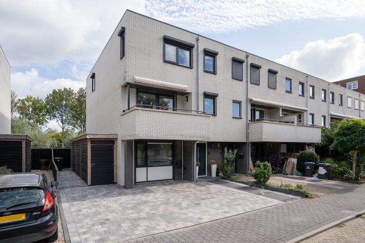 Gerbrandylaan 42 in Leerdam foto