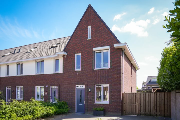 Geronimoplein 12 in Veghel foto