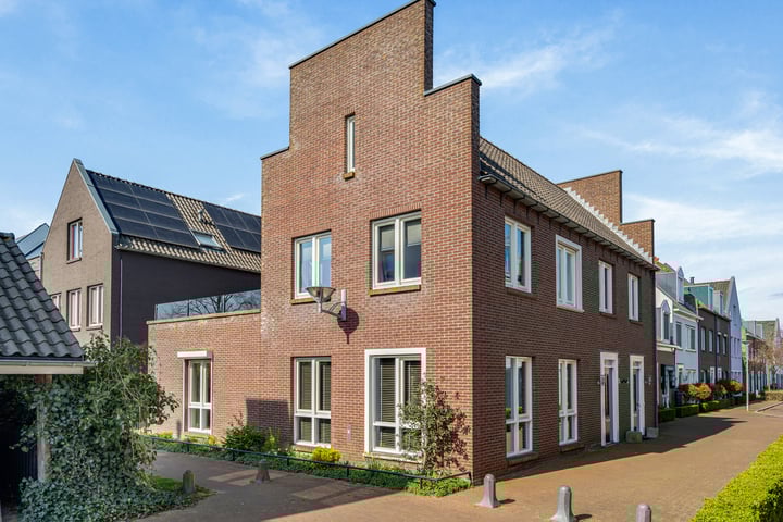 Gerrit Achterberglaan 27 in De Meern foto