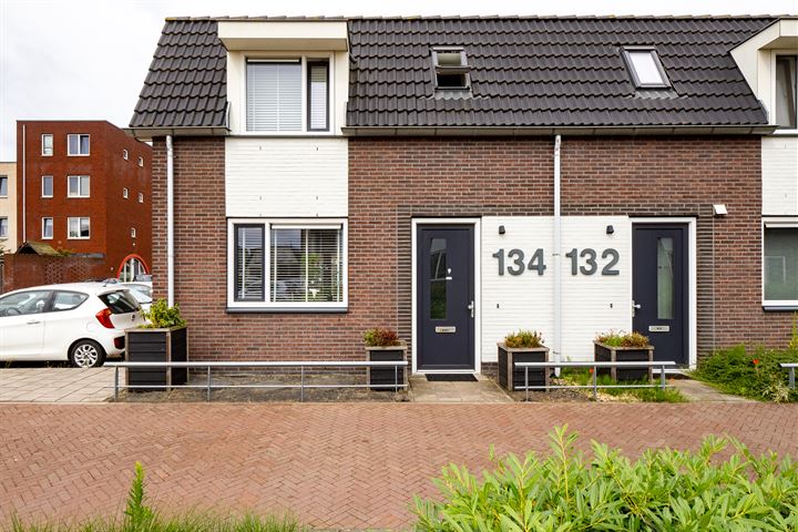 Getfertplein 134 in Enschede foto