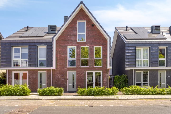 Getfertweg 223 in Enschede foto
