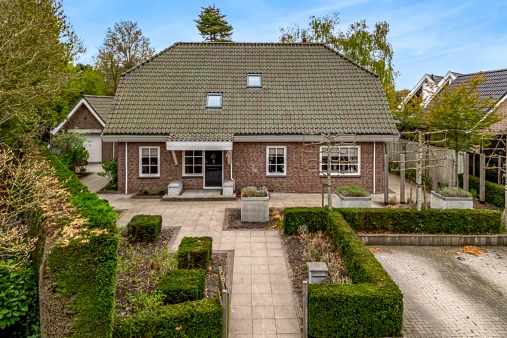 Geul 18 in Urk foto