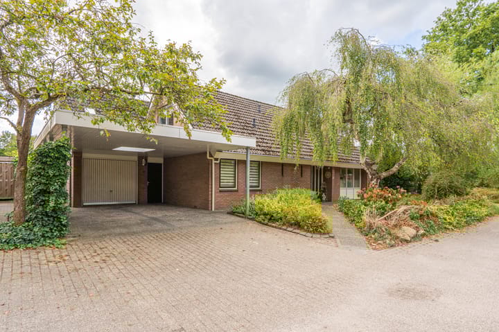 Geuzingerbrink 94 in Emmen foto