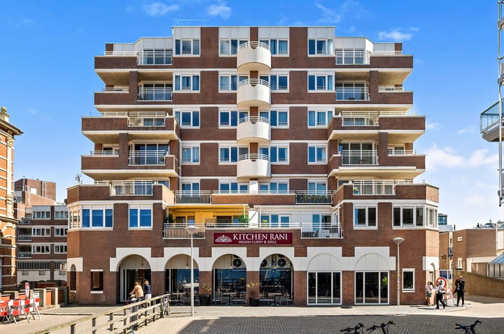 Gevers Deynootplein 218 in 's-Gravenhage foto