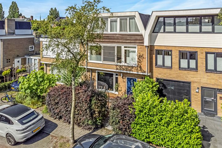 Gijsbrecht van Amstellaan 27 in Amstelveen foto