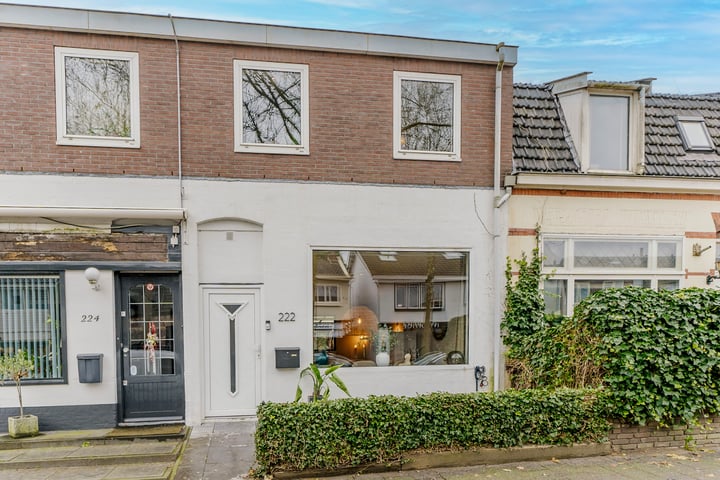 Gijsbrecht van Amstelstraat 222 in Hilversum foto