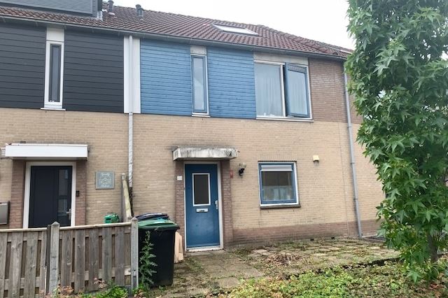 Gipskruidweg 111 in Almere foto