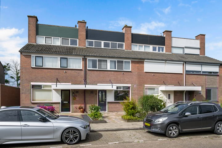 Gladiolenstraat 11 in Sint-Maartensdijk foto