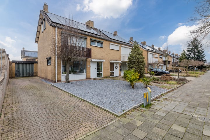 Glazenapstraat 25 in Tegelen foto