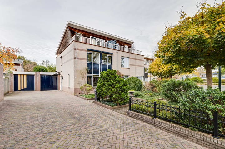 Glazeniershorst 204 in Apeldoorn foto