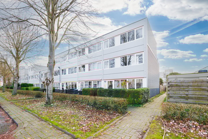 Glenn Millerweg 25 in Almere foto