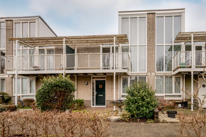 Glenn Millerweg 32 in Almere foto