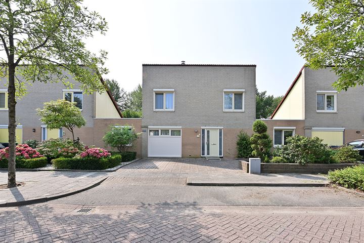 Golden Earringstraat 6 in Almere foto