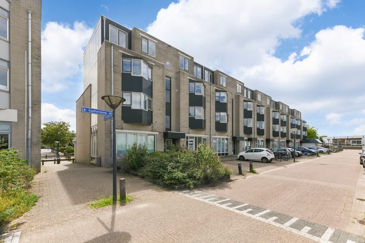 Golfstroom 62 in Huizen