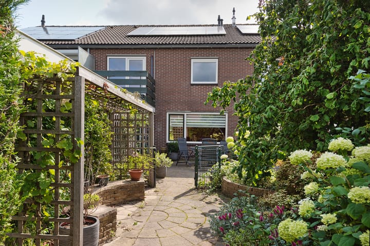 Gommerskerspel 33 in Nieuw-Vennep