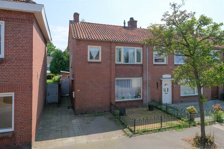 Goossenmaatsweg 42 in Almelo foto
