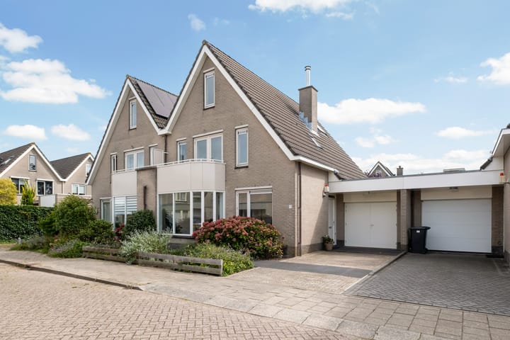 Goudesteijn 13 in IJsselstein foto