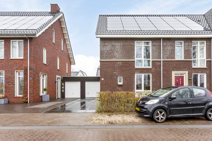Goudhoeksland 18 in Nuenen foto