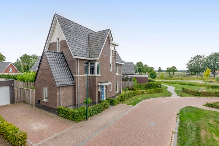 Goudhoeksland 75 in Nuenen foto
