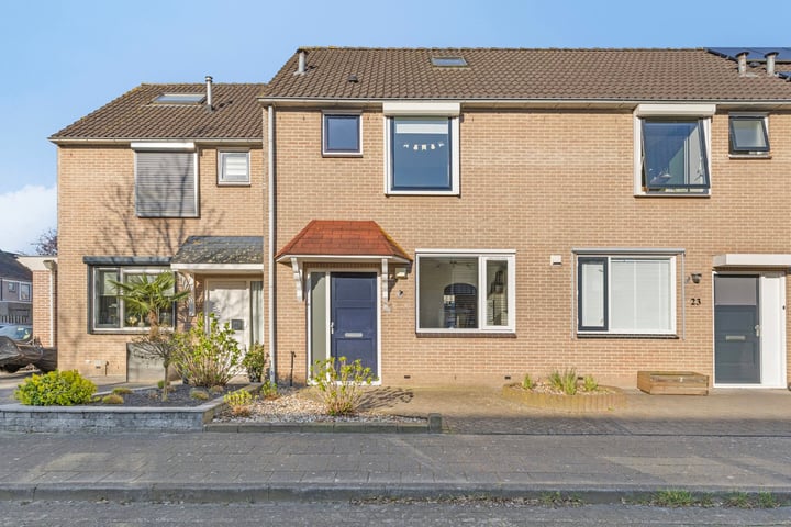 Goudplevier 25 in IJsselmuiden foto