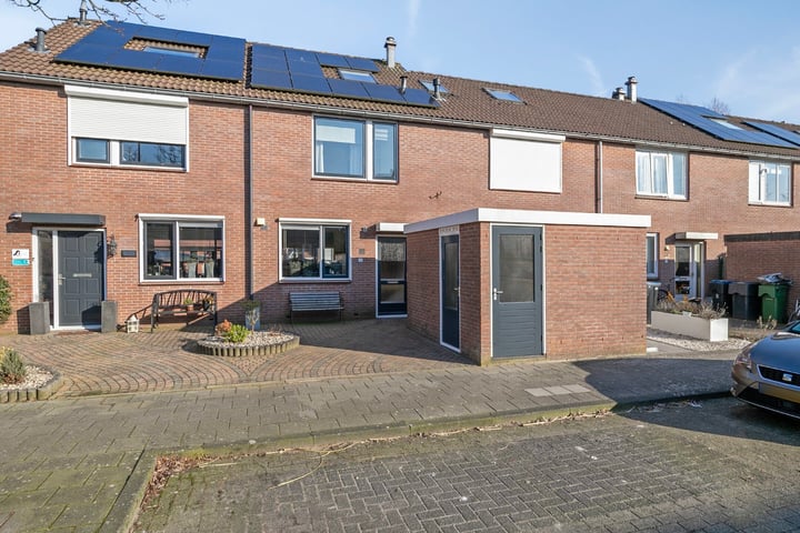 Goudplevier 58 in IJsselmuiden foto