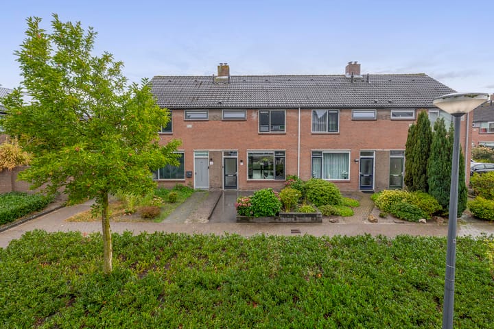 Gounodstraat 26 in Waalwijk foto
