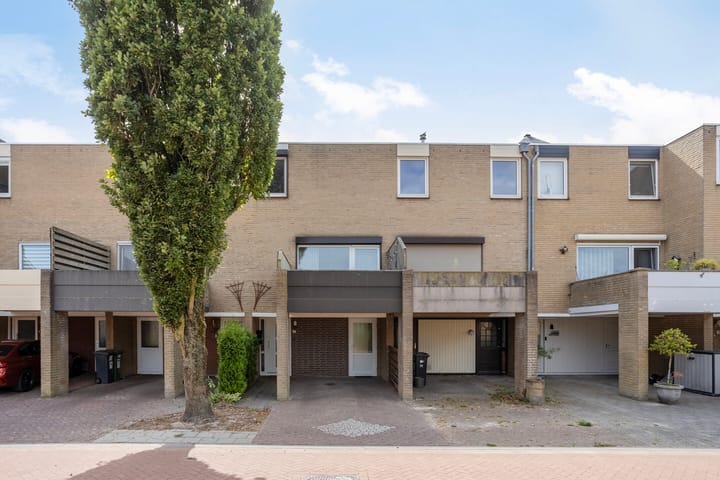 Gouverneur Houbenstraat 74 in Panningen foto