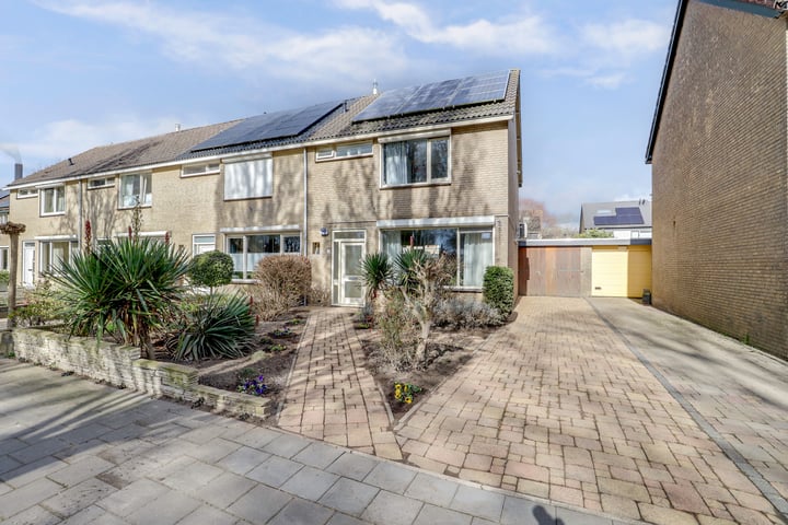 Foto van woning Gouverneurslaan 15, Geertruidenberg