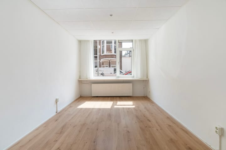 Gouwestraat 4 in 's-Gravenhage foto