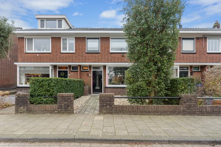 Graaf Adolfstraat 19 in Ridderkerk foto