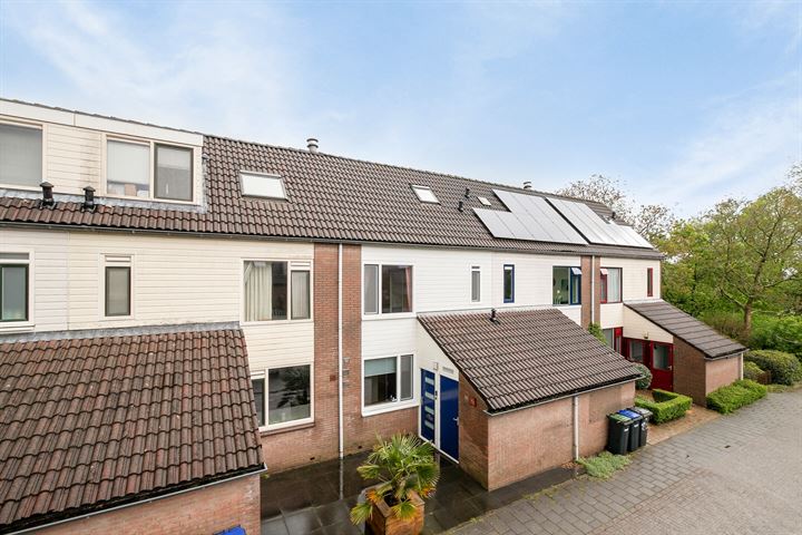 Graaf Balthasarlaan 19 in Nieuwegein foto
