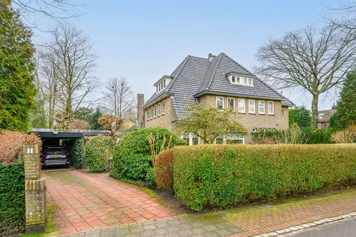 Graaf Florislaan 1 in Hilversum foto