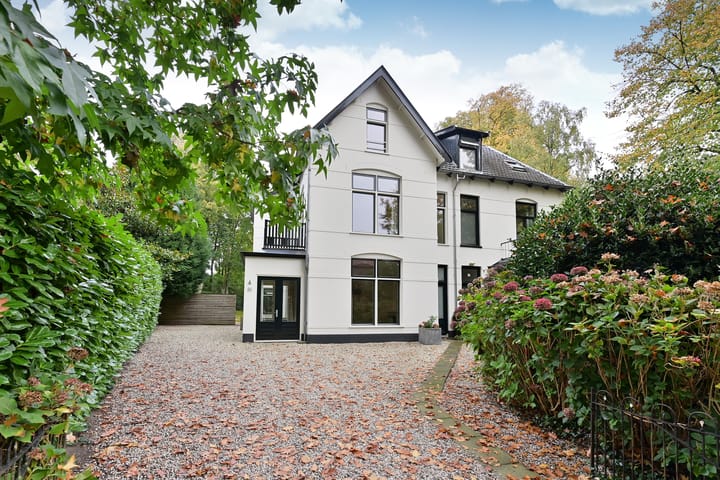 Graaf Florislaan 30 in Hilversum foto