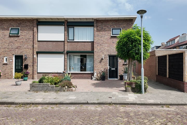 Graaf Florisstraat 26 in Klundert foto