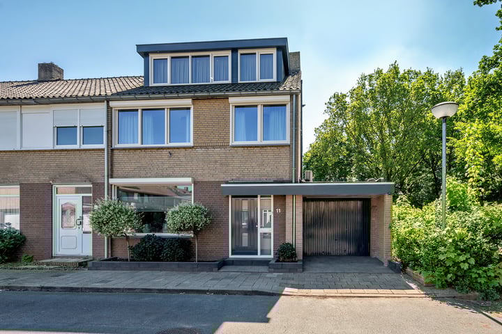 Graaf Hendrik van den Bergstraat 11 in Venlo