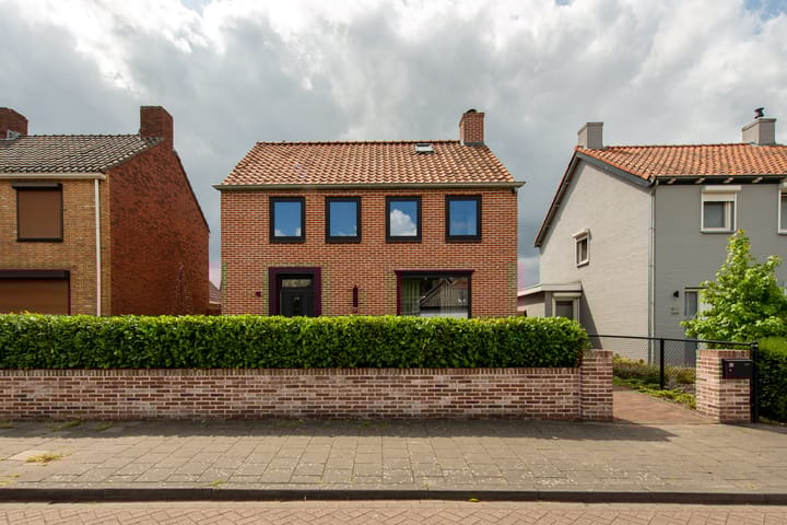 Graaf Moretuslaan 15 in Putte