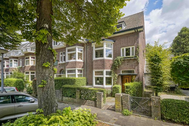 Graaf van Waldeckstraat 47 in Maastricht foto