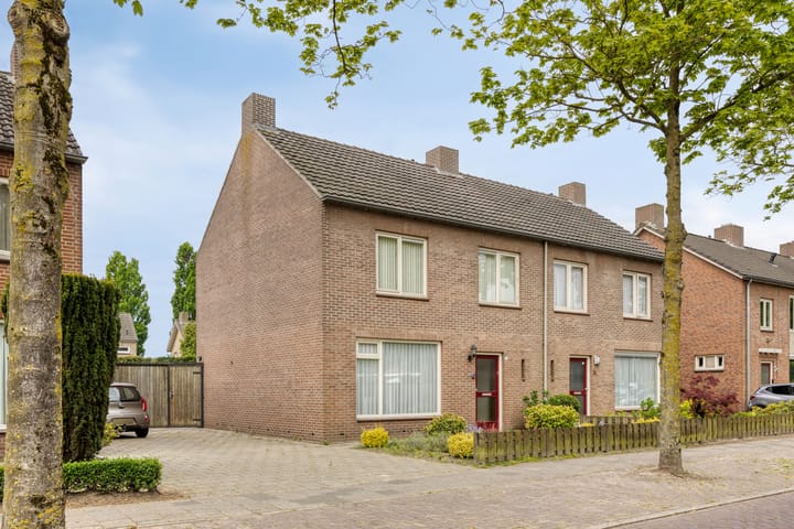 Graaf Wernerstraat 26 in Heeswijk-Dinther foto
