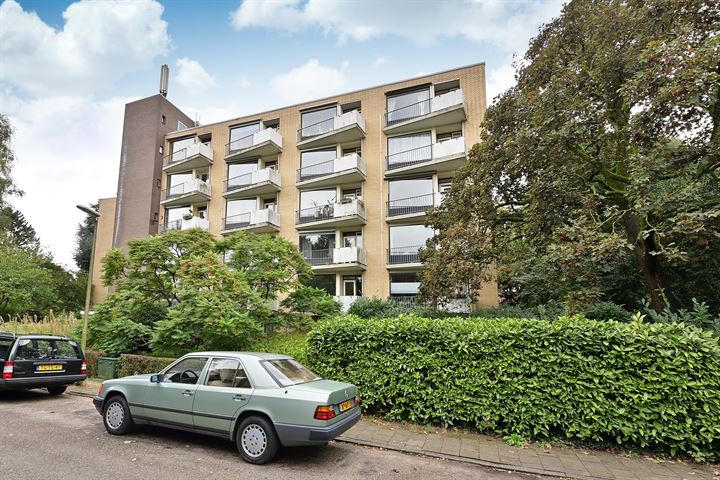 Graaf Wichmanlaan 13A-E9 in Bussum foto