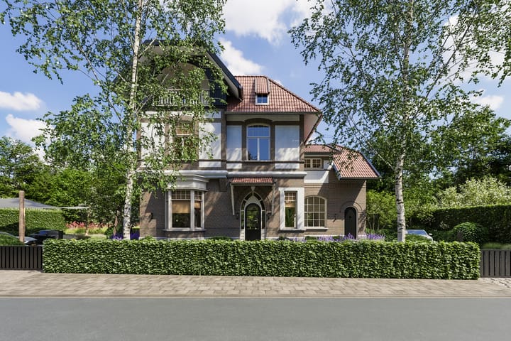 Graaf Wichmanlaan 28 in Bussum