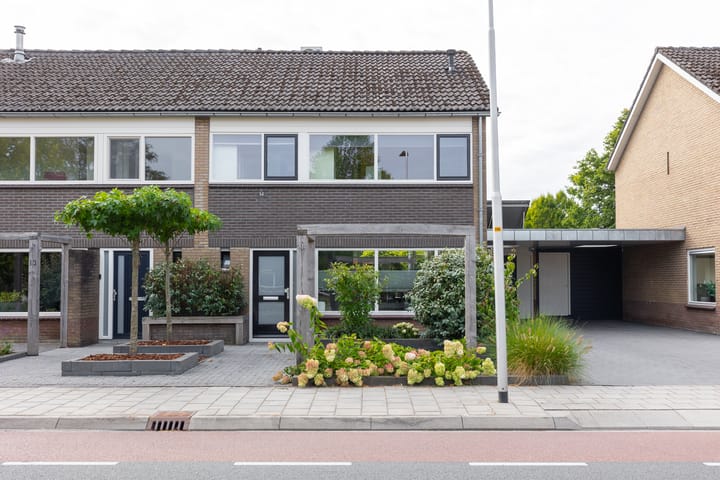 Graaf Wichmanstraat 15 in Borculo foto