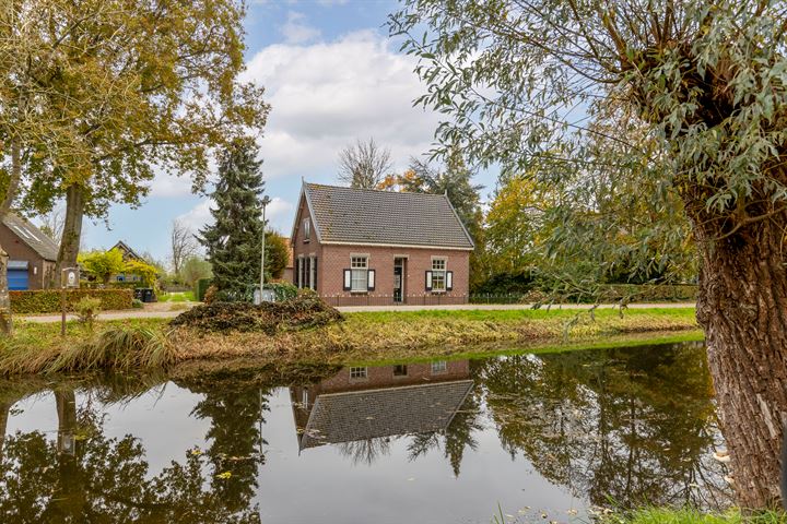 Graafdijk-oost 5 in Molenaarsgraaf foto