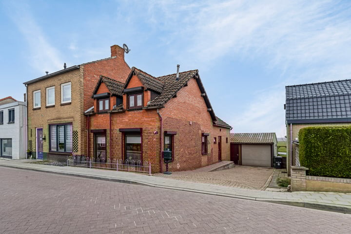 Graafjansdijk B 57 in Westdorpe foto